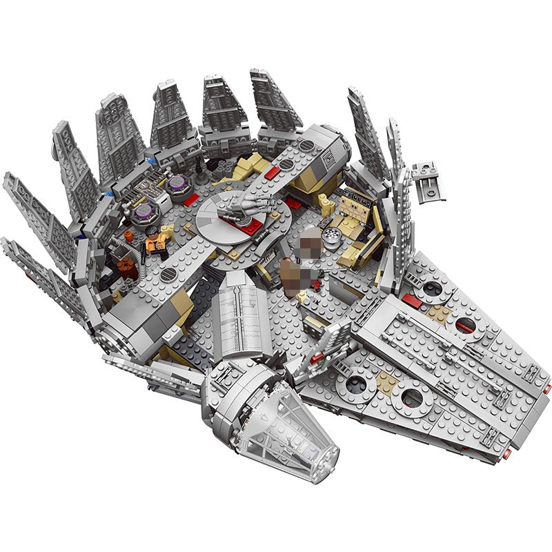 Star Wars Millennium Falcon Figure